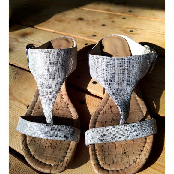 DONALD J PLINER Silver Metallic Cork Wedge Sandals Strappy Adjustable 8M - Picture 2 of 10